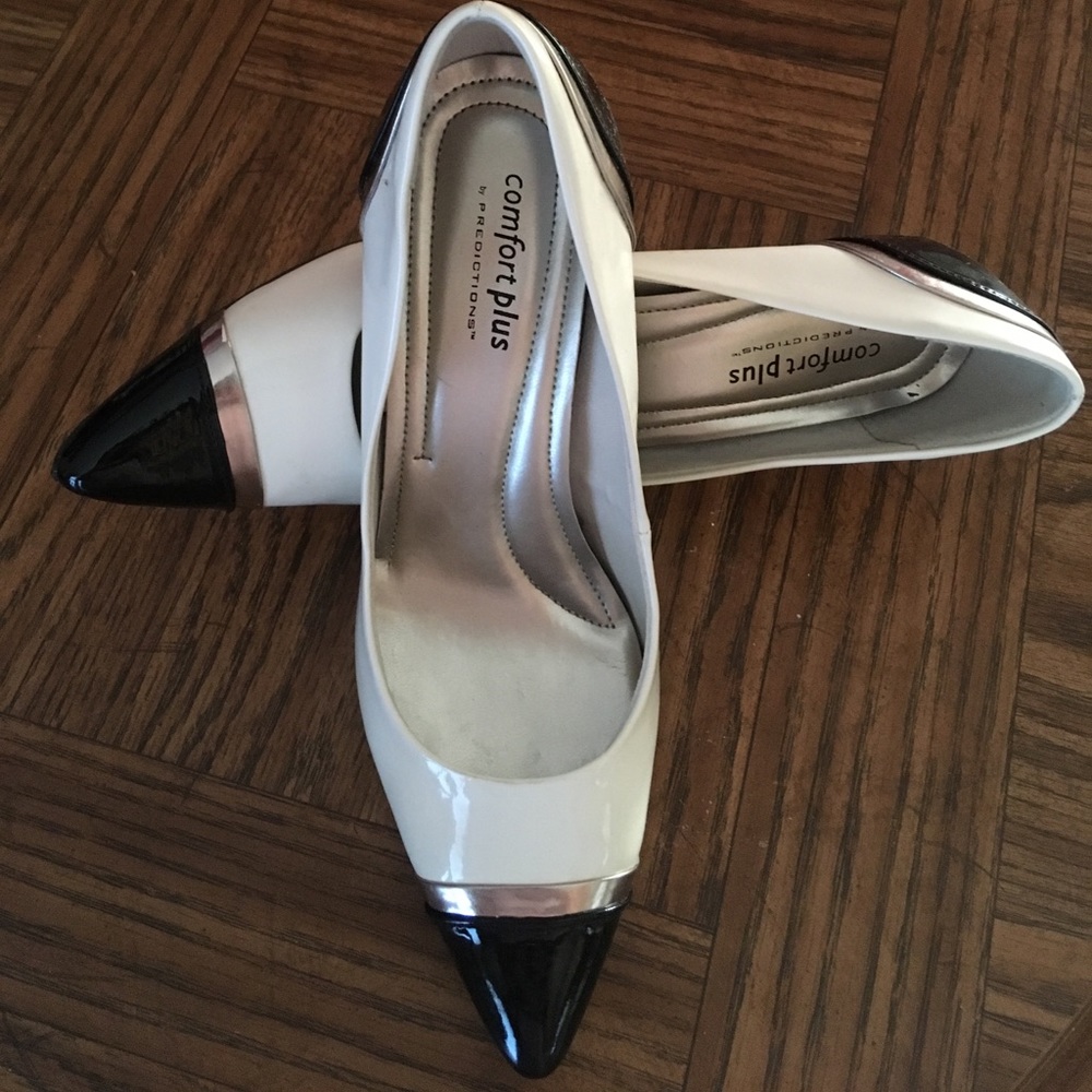 Comfort Plus by Predictions pointy high heels